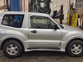 Mitsubishi Pajero III DID 2002 m