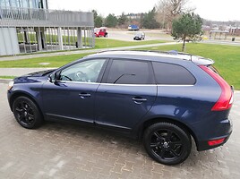 Volvo XC60 2012 г Внедорожник / Кроссовер