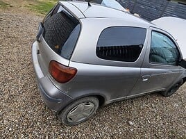 Toyota Yaris I VVT-i 2003 y parts