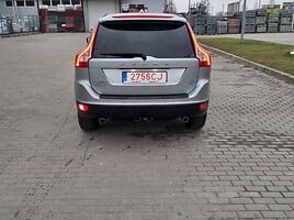 Volvo XC60 2009 y Off-road / Crossover