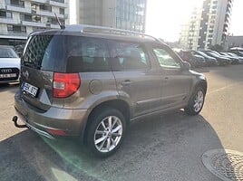 Skoda Yeti 2014 y Off-road / Crossover