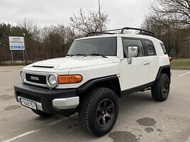 Toyota FJ 2014 m Visureigis / Krosoveris