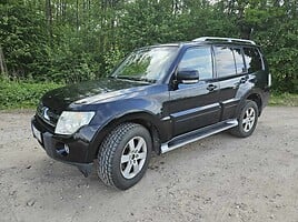 Mitsubishi Pajero 2008 г Внедорожник / Кроссовер