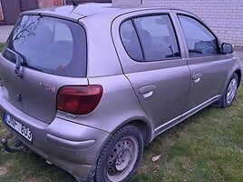 Toyota Yaris 2005 y Hatchback