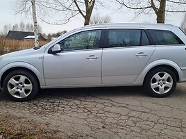 Opel Astra 2010 m Universalas