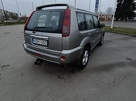 Nissan X-Trail 2004 y Off-road / Crossover