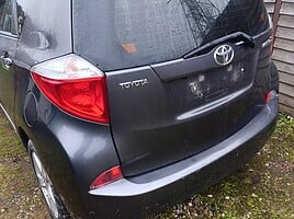 Toyota Verso-S 2012 y parts