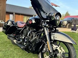 Harley-Davidson FLHX 2013 г Чопер / Cruiser / Custom мотоцикл