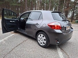 Toyota Auris 2010 г Хэтчбек