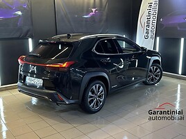 Lexus UX 250h 2021 y Off-road / Crossover