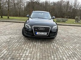 Audi Q5 2009 y Off-road / Crossover