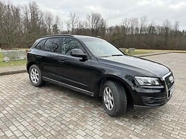 Audi Q5 2009 y Off-road / Crossover