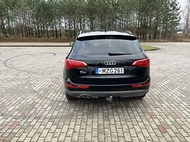 Audi Q5 2009 y Off-road / Crossover