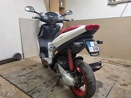 Piaggio NRG 2010 y Scooter / moped