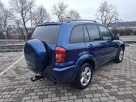 Toyota RAV4 2004 y Off-road / Crossover