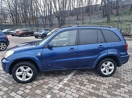 Toyota RAV4 2004 y Off-road / Crossover