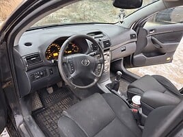 Toyota Avensis 2004 m Universalas