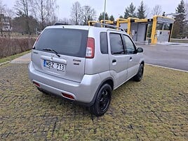 Suzuki Ignis 2002 г Хэтчбек