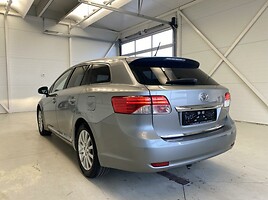 Toyota Avensis 2012 y Wagon