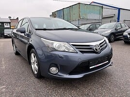 Toyota Avensis 2012 г Универсал