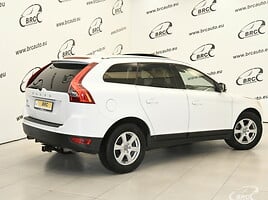 Volvo XC 60 3.2 Automatas LPG 2011 m