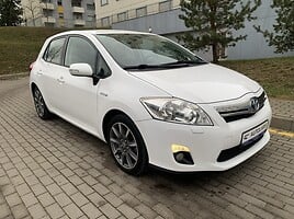 Toyota Auris Full Hybrid Exec. 2011 y