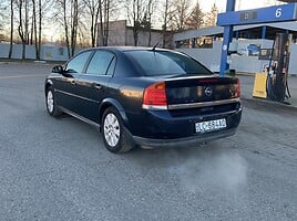 Opel Vectra 2004 г Седан