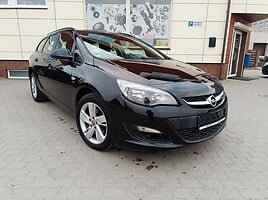 Opel Astra Universalas 2013