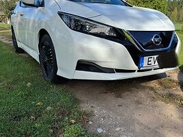 Nissan Leaf 2021 г Хэтчбек