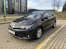 Toyota Auris II Hybrid Comfort Hečbekas 2015