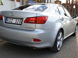 Lexus IS 220 2006 y Sedan