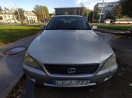 Lexus IS 200 2000 m Sedanas