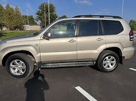 Toyota Land Cruiser 2006 y Off-road / Crossover