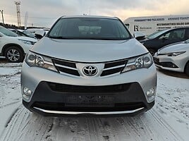 Toyota RAV4 2015 г Внедорожник / Кроссовер