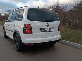 Volkswagen Cross Touran 2009 m Vienatūris