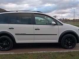 Volkswagen Cross Touran 2009 m Vienatūris