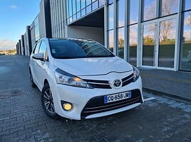 Toyota Verso Vienatūris 2013