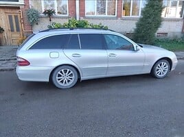 Mercedes-Benz E 220 2004 г Хэтчбек