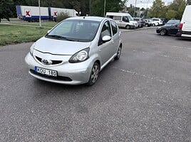 Toyota Aygo 2006 y Hatchback