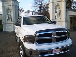 Dodge RAM 2015 г Пикап