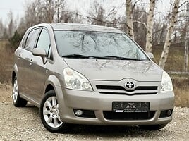 Toyota Corolla Verso Vienatūris 2006