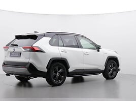 Toyota RAV4 2020 г Внедорожник / Кроссовер