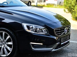 Volvo S60 2013 г Седан