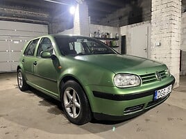 Volkswagen Golf 1998 m Hečbekas