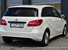 Mercedes-Benz B 200 2013 y Hatchback