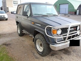 Toyota Land Cruiser 1990 y Off-road / Crossover