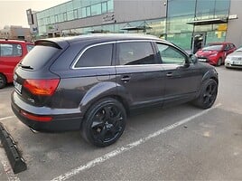 Audi Q7 2008 г Внедорожник / Кроссовер