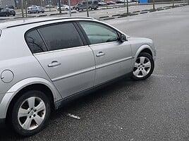 Opel Signum 2003 m Hečbekas