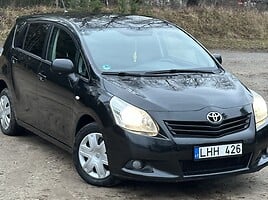 Toyota Verso Vienatūris 2010