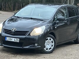 Toyota Verso 2010 y Van